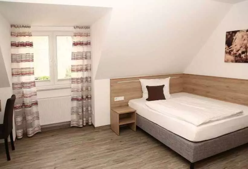 Majatalo Gasthaus Zur Linde