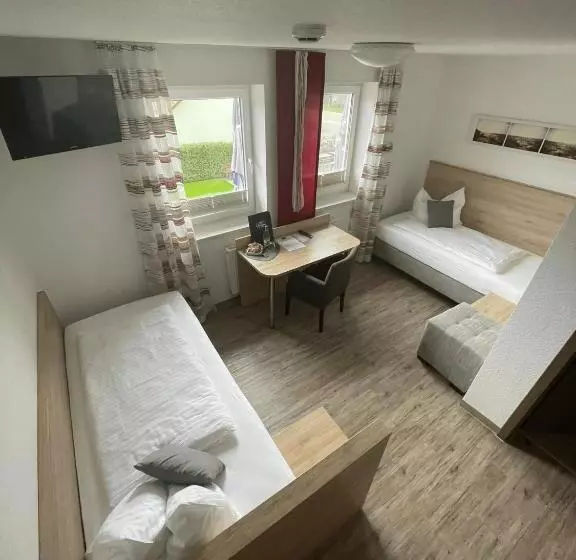 Majatalo Gasthaus Zur Linde