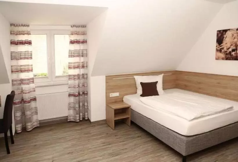 Majatalo Gasthaus Zur Linde