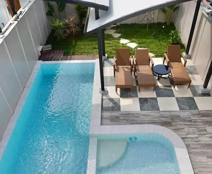 تختخواب و صبحانه Alpha Villa