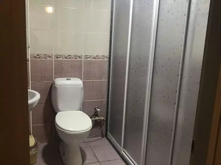 Aamiaismajoitus (B&B) Koprulu