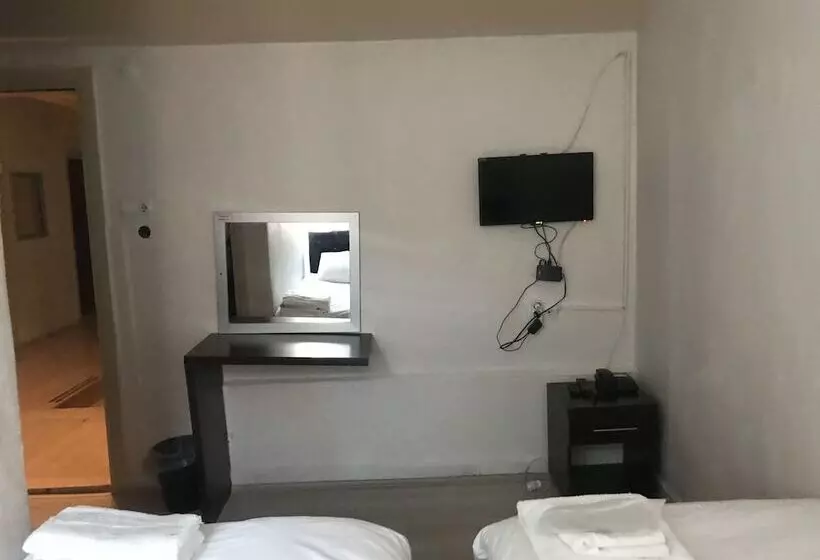 Aamiaismajoitus (B&B) Koprulu