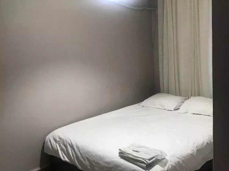 Aamiaismajoitus (B&B) Koprulu