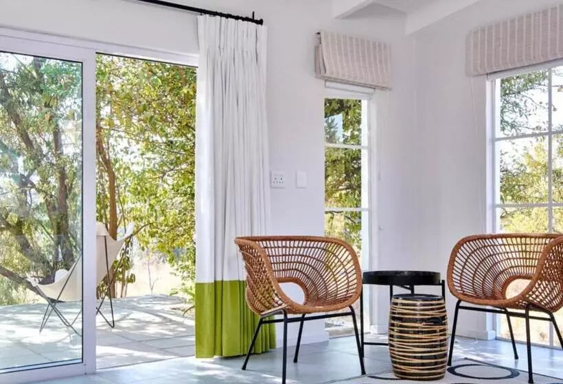 ベッドアンドブレックファースト White Light The Rooms Adults Only