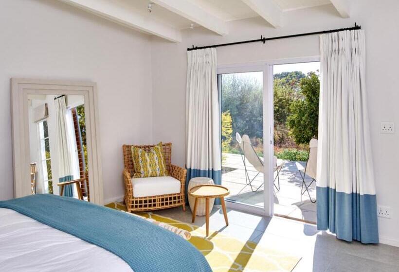 ベッドアンドブレックファースト White Light The Rooms Adults Only