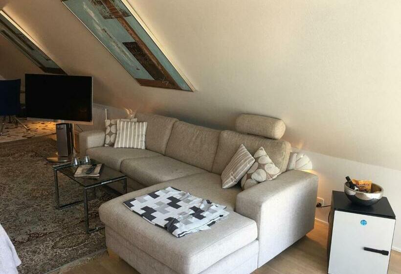 Herberg Holiday Home In Fan With Garden