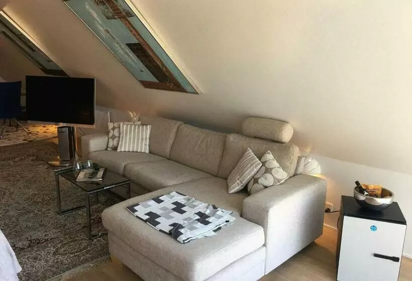 Hostelli Holiday Home In Fan With Garden