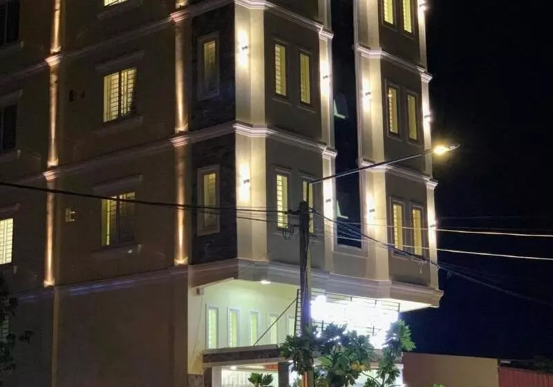هتل Arina Boutique Kampot
