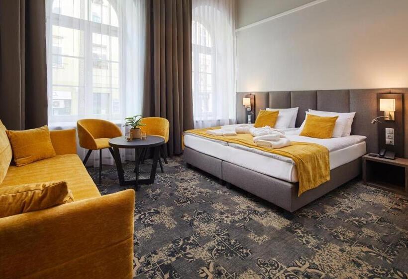 בית מלון כפרי Estera