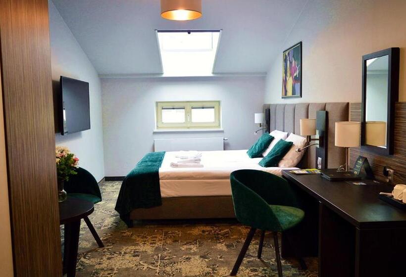 בית מלון כפרי Estera