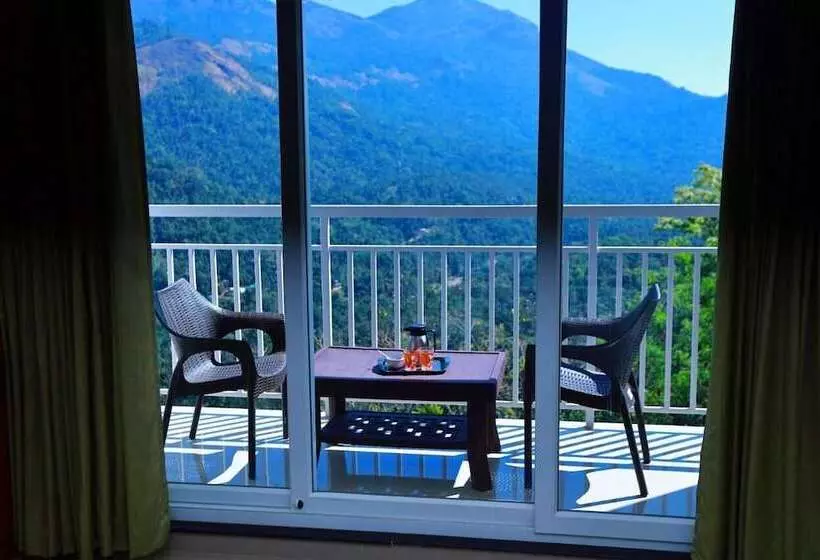 ホテル Foggy Dreamz Munnar