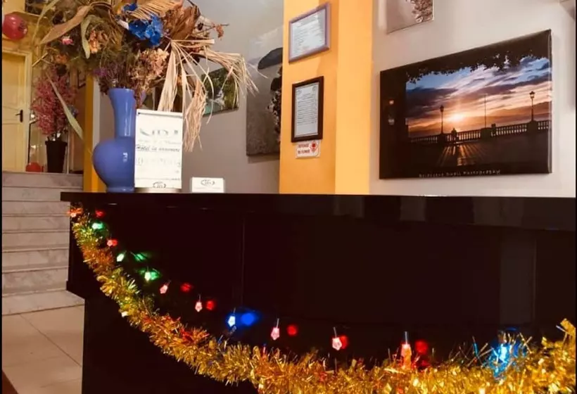 هتل Hôtel La Bravoure