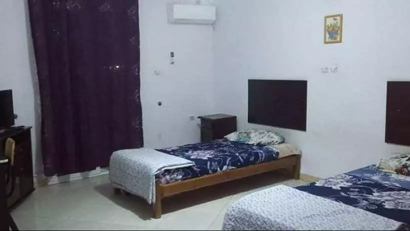 هتل Hôtel La Bravoure