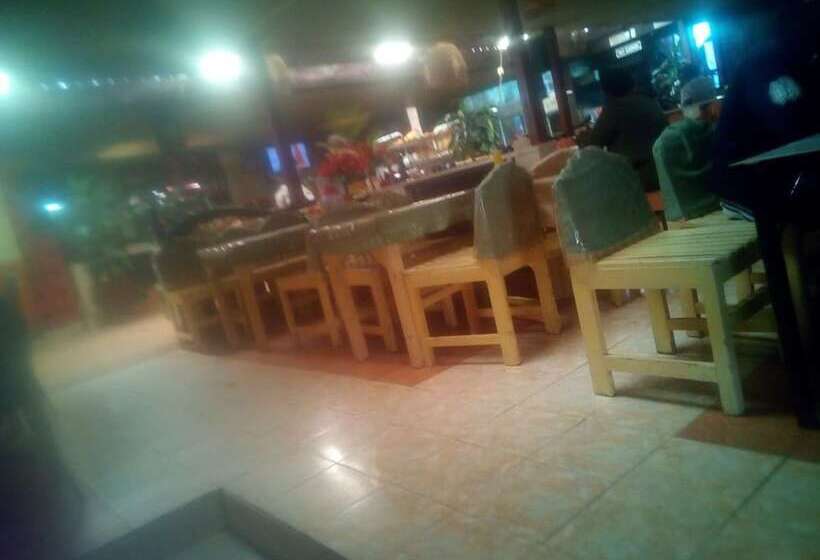 هتل Nyama Village Bar And Restaurant