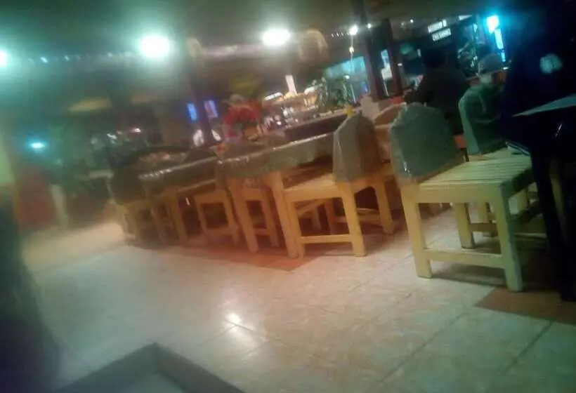 هتل Nyama Village Bar And Restaurant
