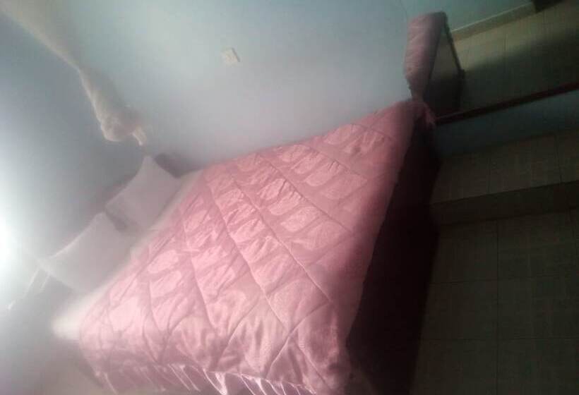 هتل Nyama Village Bar And Restaurant