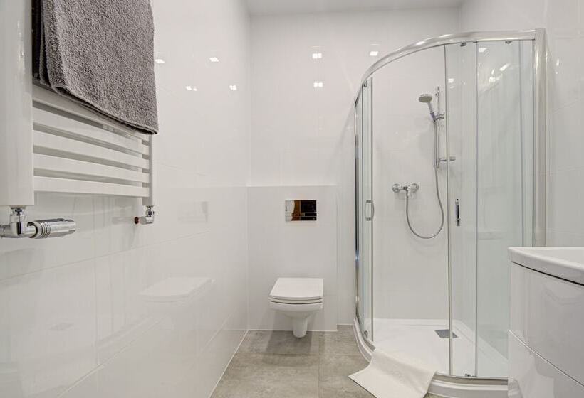 酒店 Pałac Cieszyno