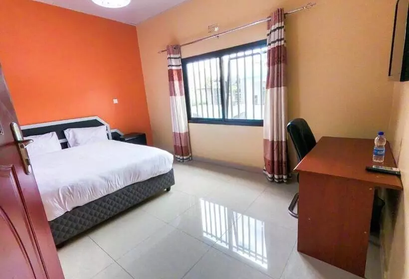 هتل The Escape Lodge