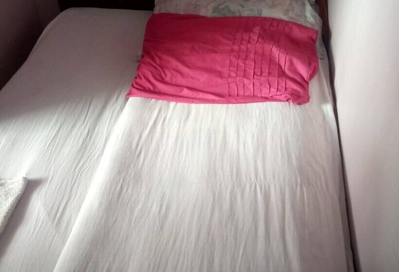 پانسیون Backliza Lodge