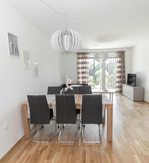 פנסיון Pearl Bled