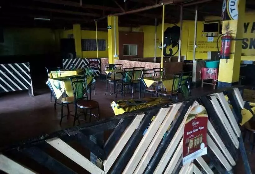 پانسیون Mumbi Rose Guest House