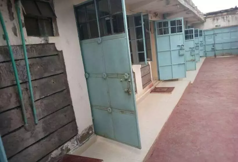 پانسیون Mumbi Rose Guest House