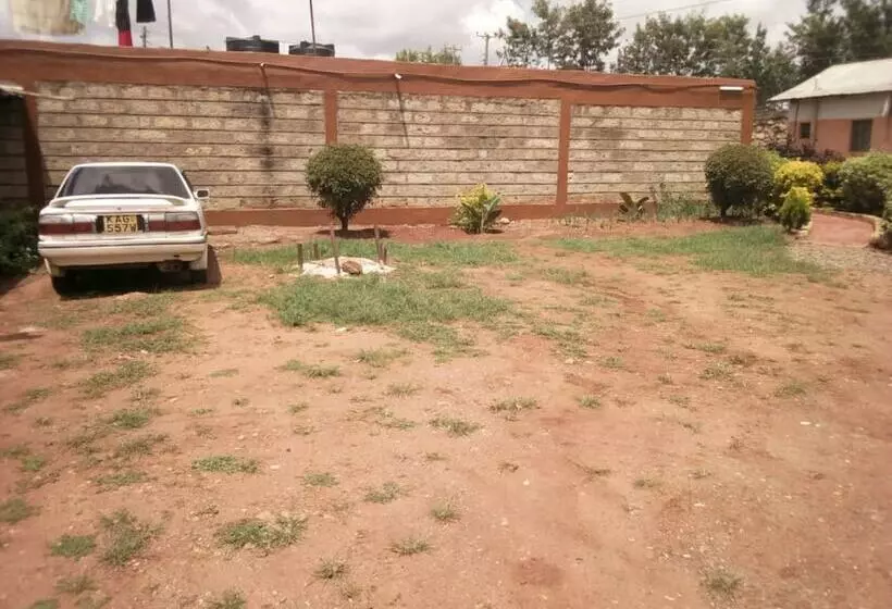 پانسیون Mumbi Rose Guest House