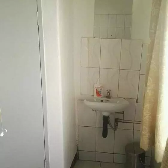 پانسیون Namwambula Mpashi Lodge