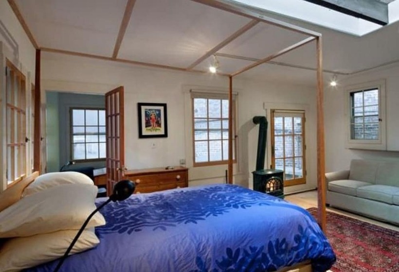 پانسیون Pizo Lodge