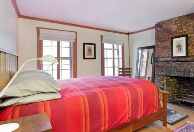 پانسیون Pizo Lodge