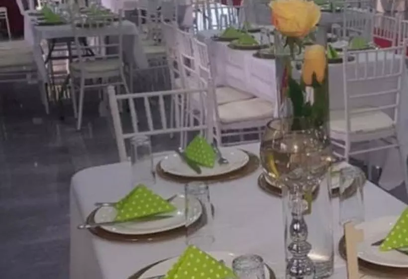 پانسیون Pizo Lodge