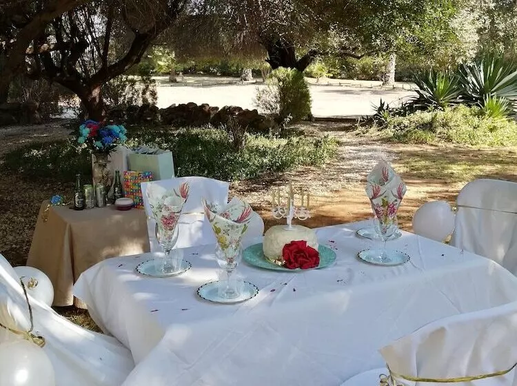 Majatalo Uitspan Guestfarm