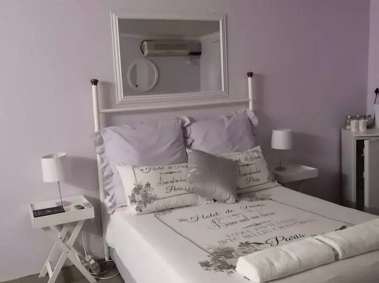 Majatalo Uitspan Guestfarm