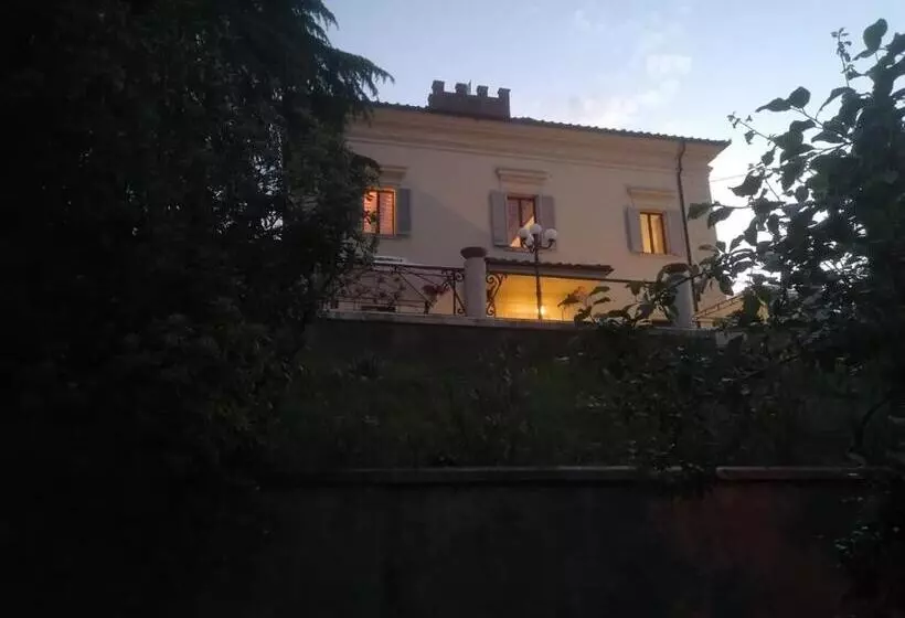 Aamiaismajoitus (B&B) Maison Tuscany Bed&breakfast