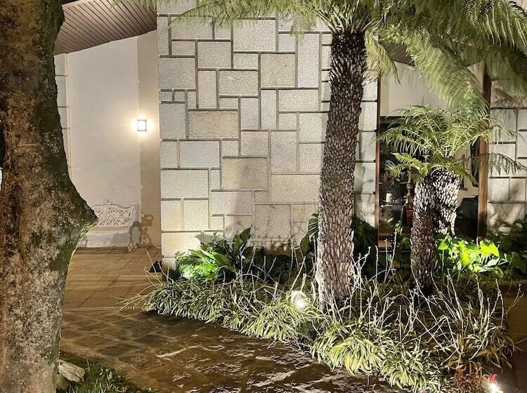 住宿加早餐  Santiago Family House