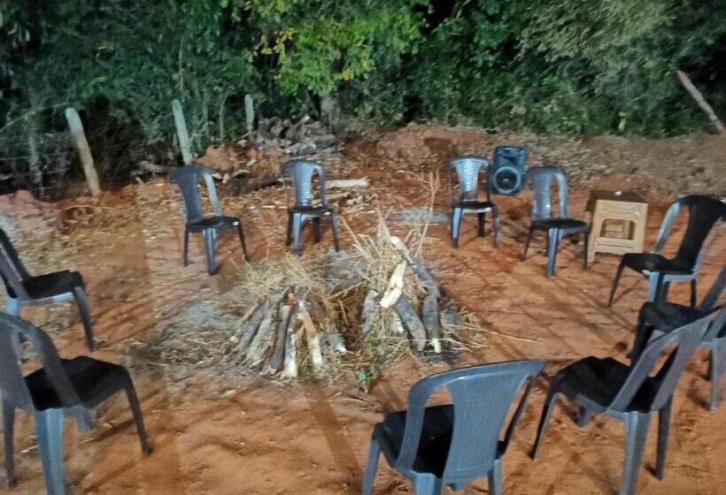 Hotelli Athang Staycation