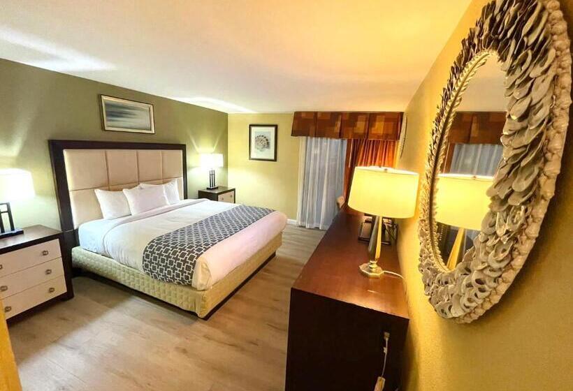 ホテル Hutchi Bell