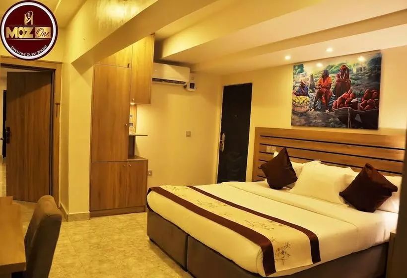 هتل Moz One Executive Guest Rooms Hombori