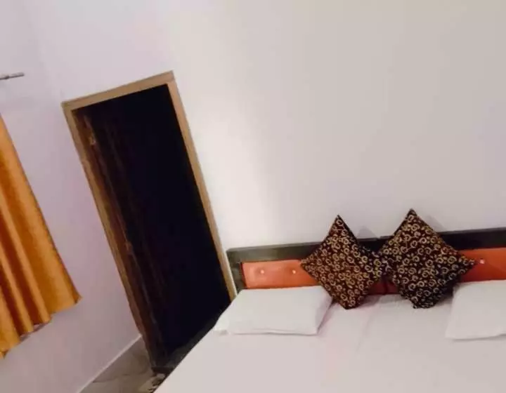 Hotelli Oyo 82297 Balaji Homestay