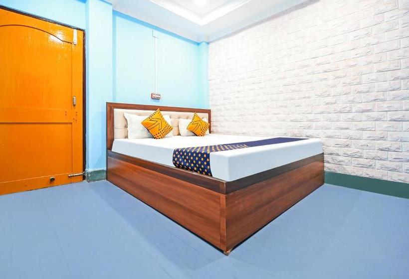 فندق Spot On 82193 Heaven Stay