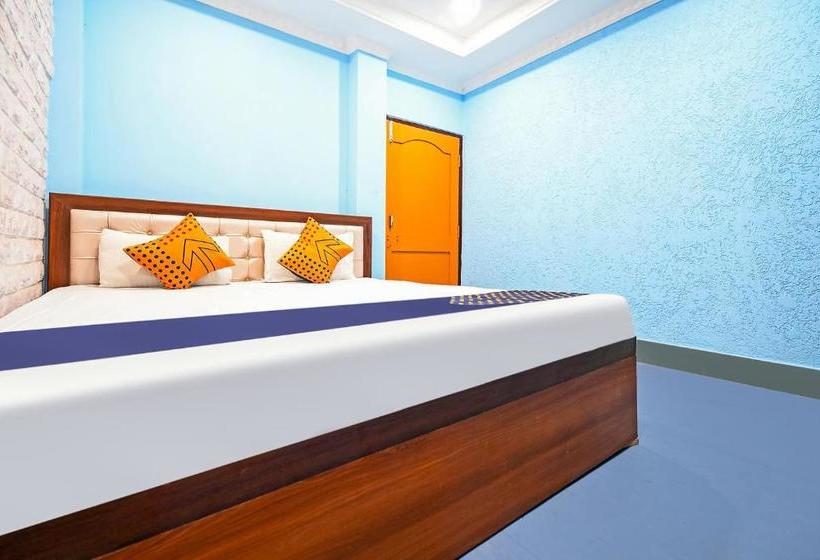 فندق Spot On 82193 Heaven Stay