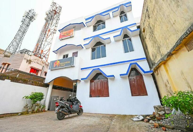 فندق Spot On 82193 Heaven Stay