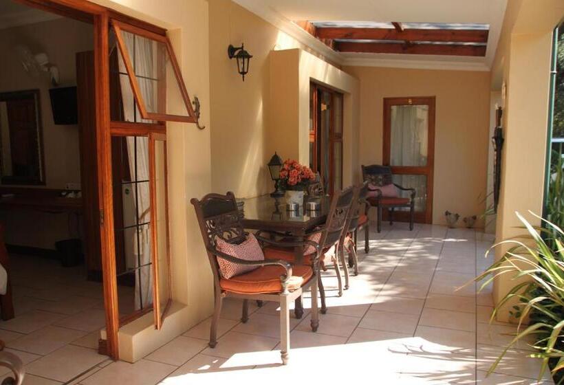 膳宿费 Luxury En Suite King @ 4 Star Guest House