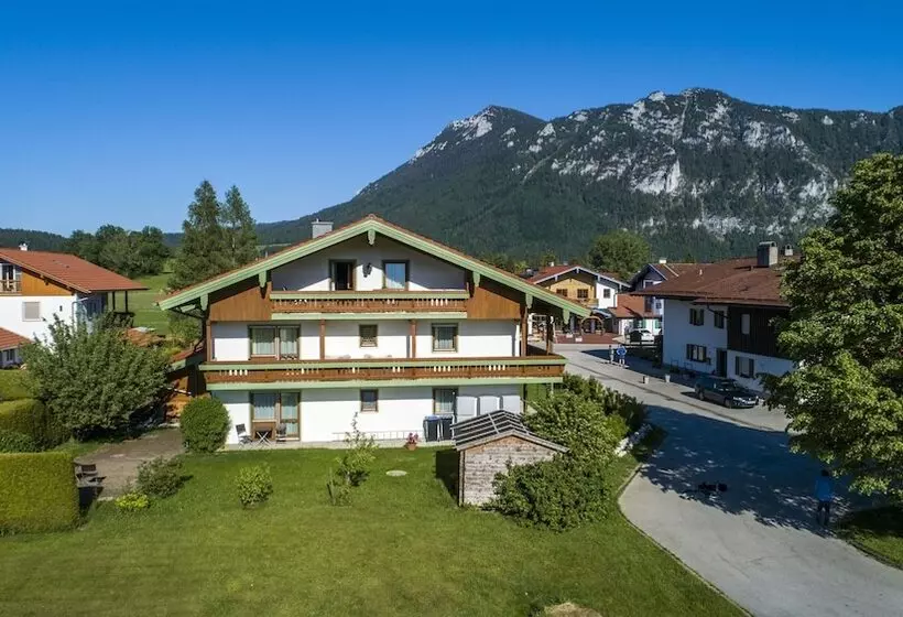 Aparthotel Chiemgaufuchs