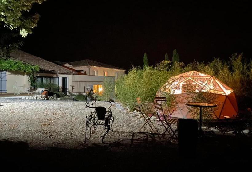 Bed and Breakfast Le Dôme Et Son Jacuzzi