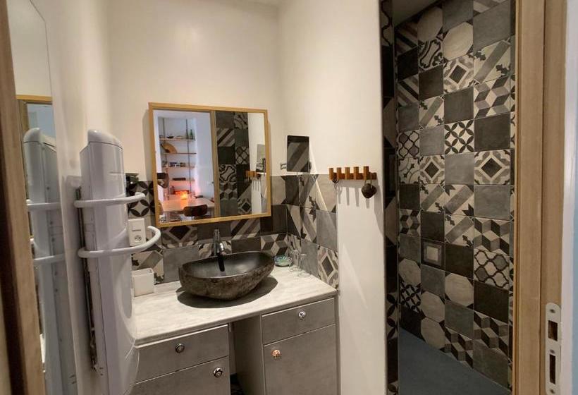 Bed and Breakfast Le Dôme Et Son Jacuzzi