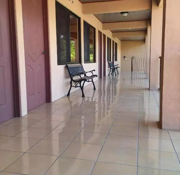 Aamiaismajoitus (B&B) Real Alaska