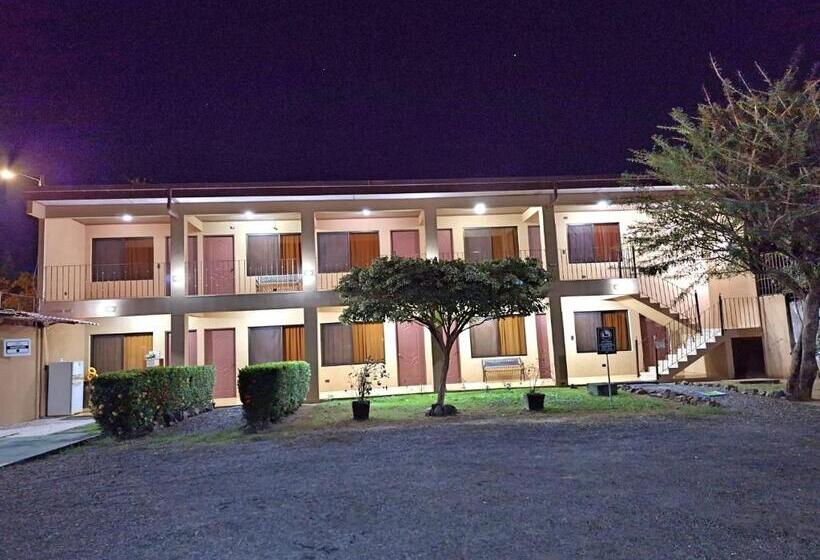 تختخواب و صبحانه Real Alaska