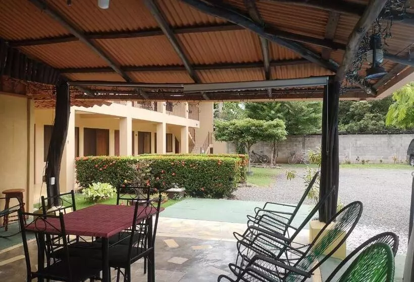 Aamiaismajoitus (B&B) Real Alaska