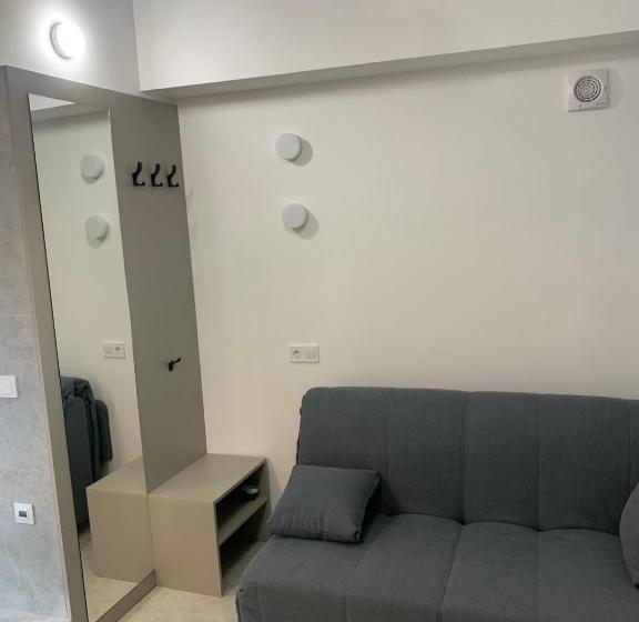 Capsule Hotel & Hostel